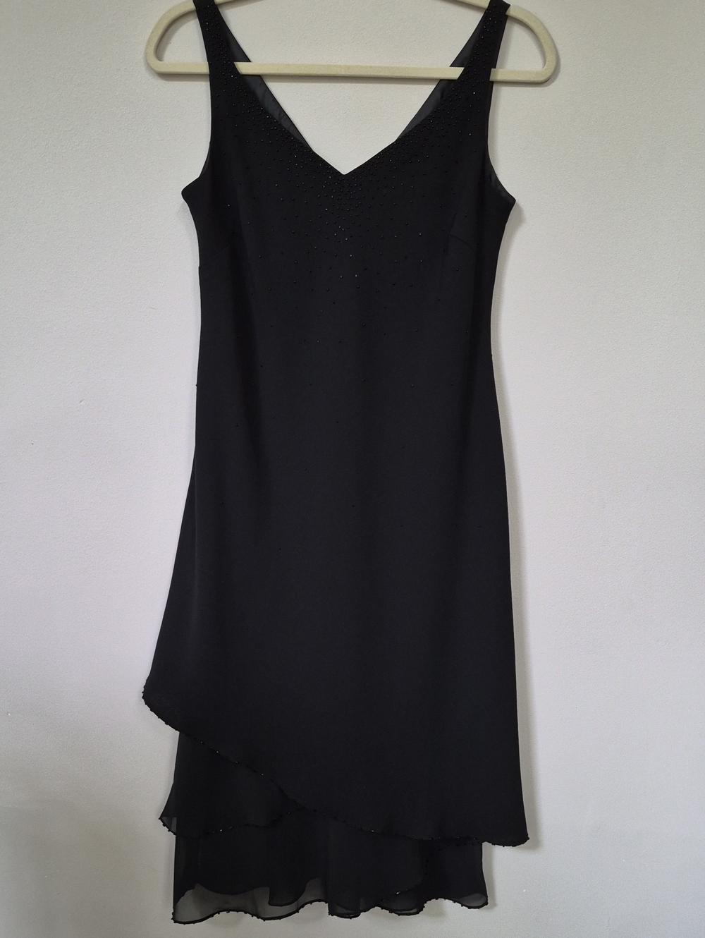 Evan Picone Sheer Black Asymmetrical V-Neck Dress 10P Elegant Beaded Crepe